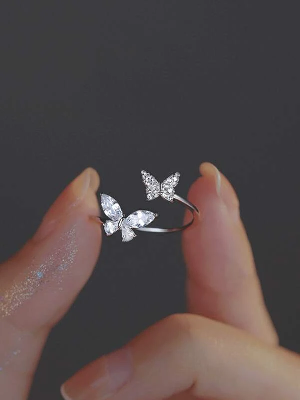 ANEL PRATA DE STRASS COM DECORAÇÃO